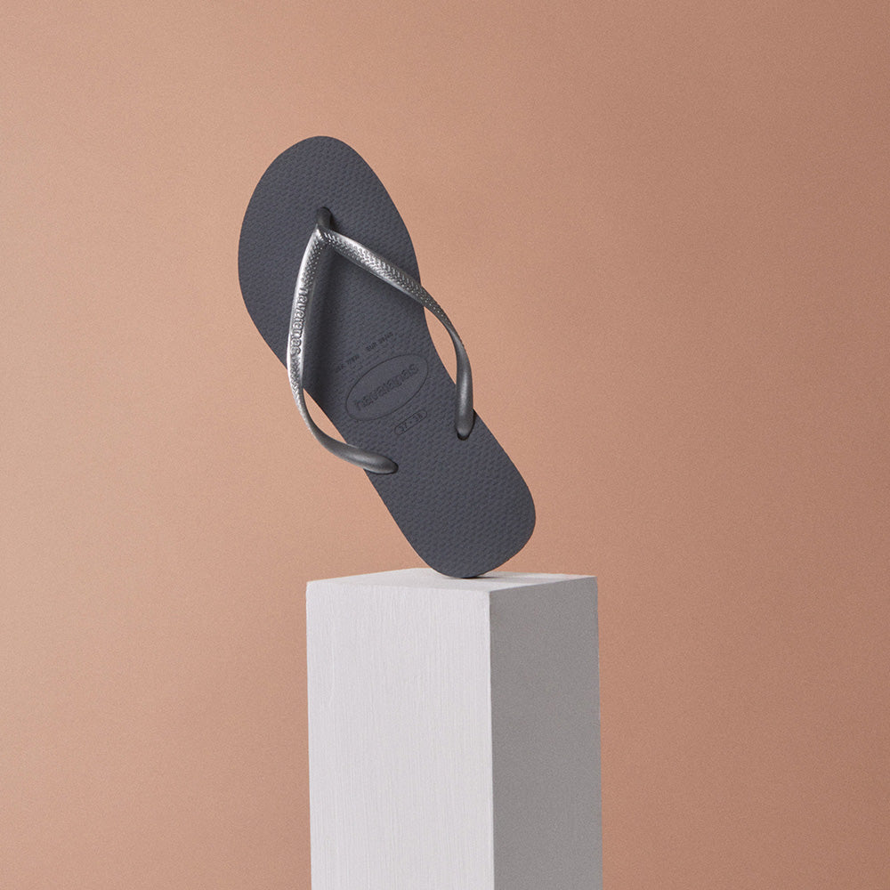HAVAIANAS SLIM PREP CX FECHADA